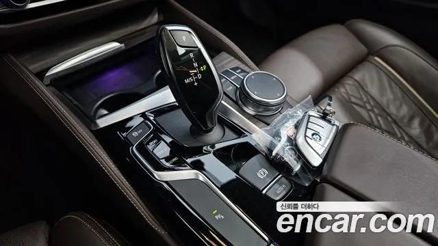 BMW 5 Series (G30) id 2875996 из Кореи 19