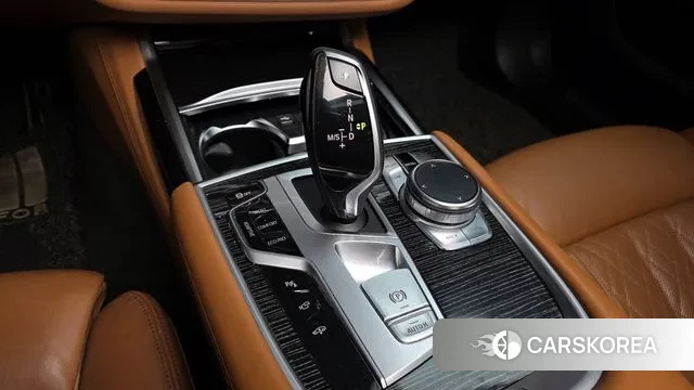 BMW 7 Series (G11) id 3374376 из Кореи 19