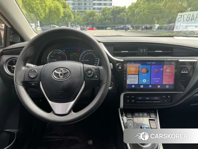 Toyota Corolla dual engine E+ id 4273895 из Китая 19
