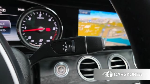 Mercedes-Benz E-Class W213 id 3880159 из Кореи 19