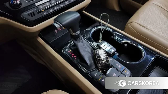 Kia The New Carnival id 3728343 из Кореи 19