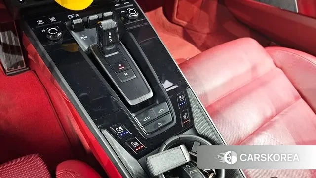 Porsche 911(992) id 3753095 из Кореи 19