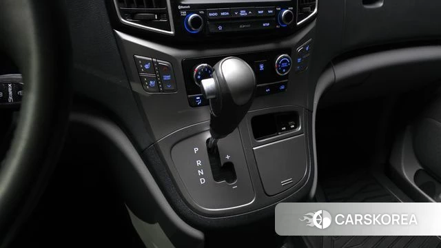 Hyundai The New Grand Starex id 3853715 из Кореи 19