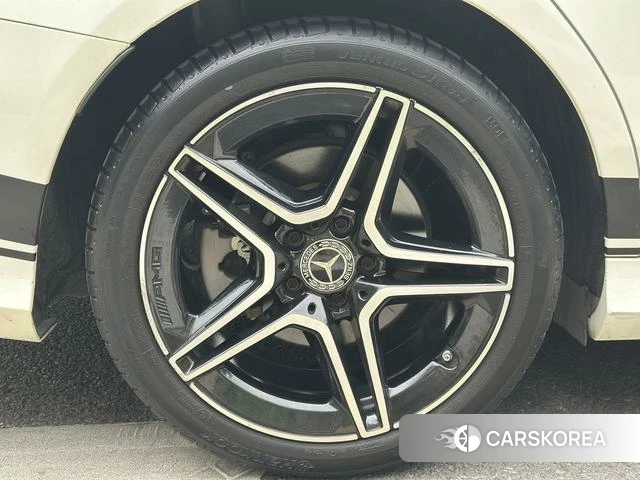 Mercedes-Benz Class C id 4277534 из Китая 18