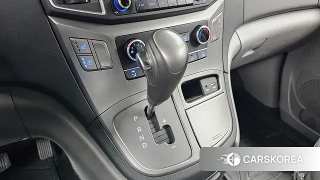 Hyundai The New Grand Starex id 3395986 из Кореи 19