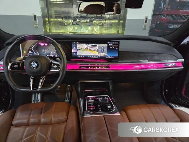 BMW 7 Series (G70) id 4511266 из Кореи 17