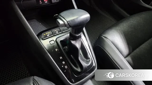 Kia Stonic id 2995617 из Кореи 19