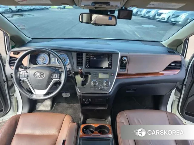 Toyota Sienna id 3018776 из Кореи 19