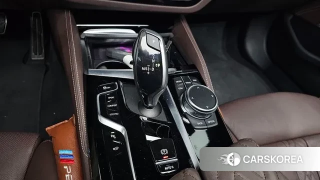 BMW 5 Series (G30) id 2939344 из Кореи 19