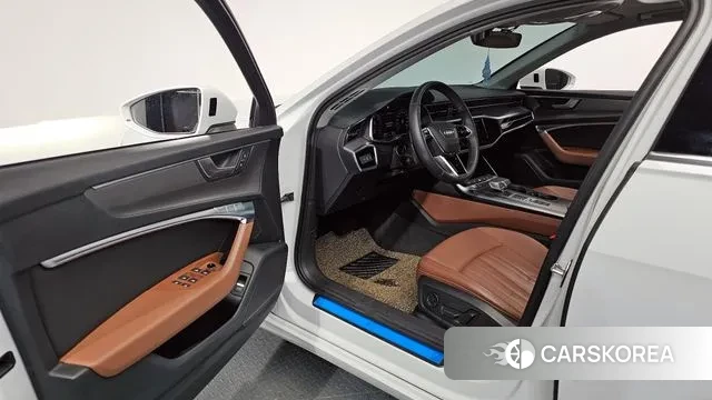 Audi A6 (C8) id 3621873 из Кореи 19