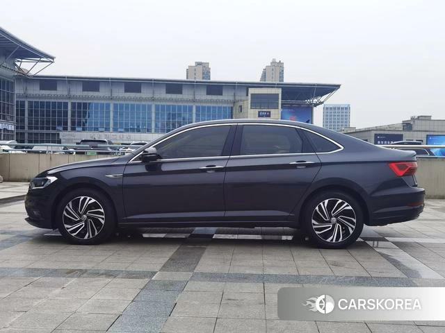 Volkswagen Sagitar id 4261150 из Китая 11