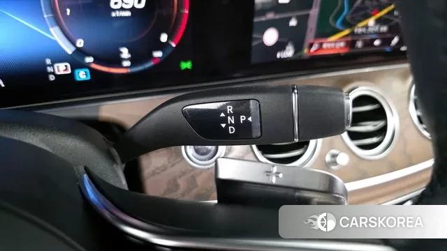 Mercedes-Benz E-Class W213 id 3170229 из Кореи 19