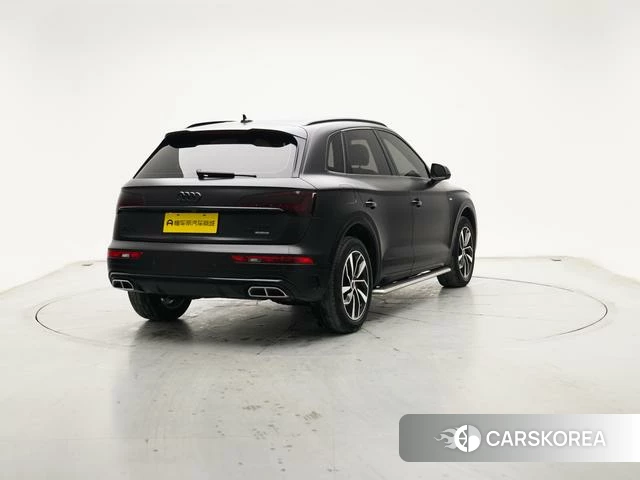 Audi Q5L id 4300066 из Китая 27