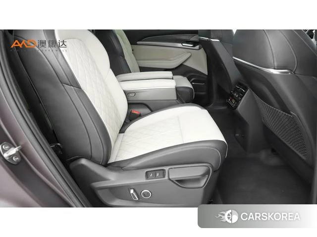 Audi Q6 id 4262506 из Китая 10