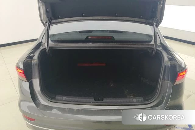 Geely Automobile Emgrand id 4209133 из Китая 16
