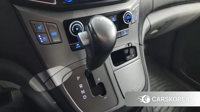 Hyundai The New Grand Starex id 3033679 из Кореи 19