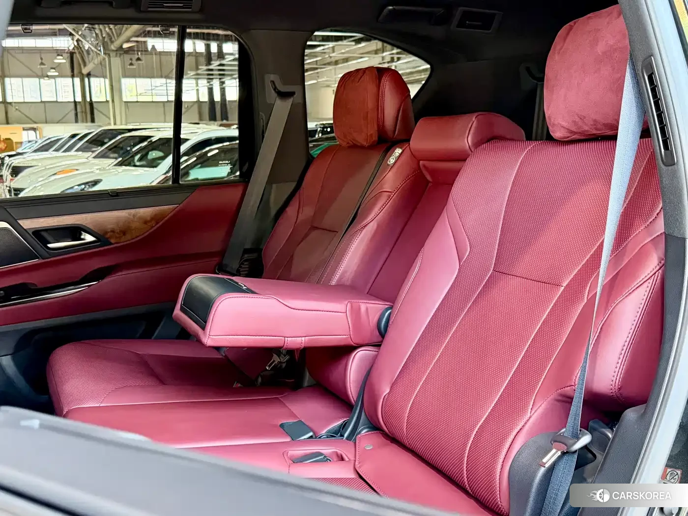 Lexus LX id 4685998 из Китая 33