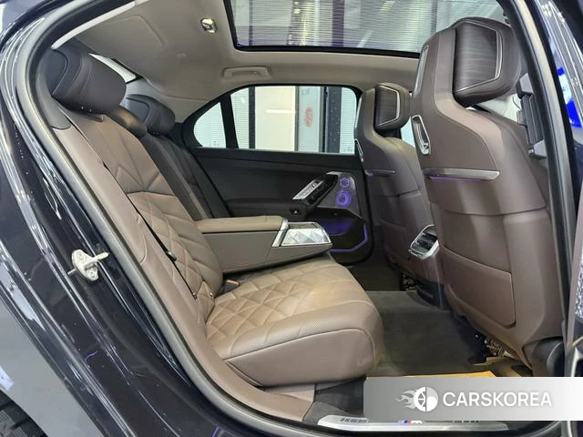 BMW 7 series id 4276612 из Китая 17