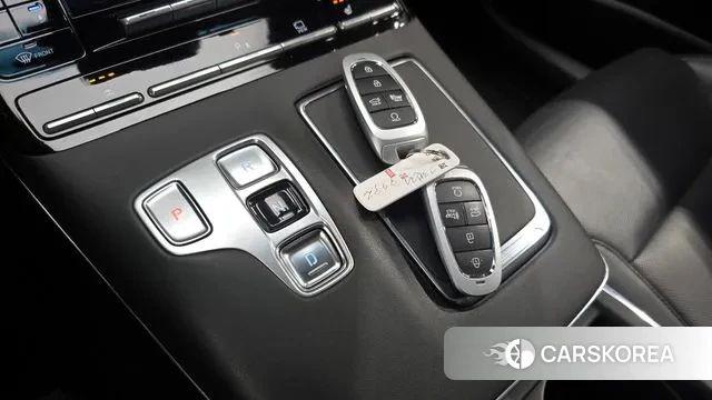 Hyundai The New Grandeur IG id 3787844 из Кореи 19