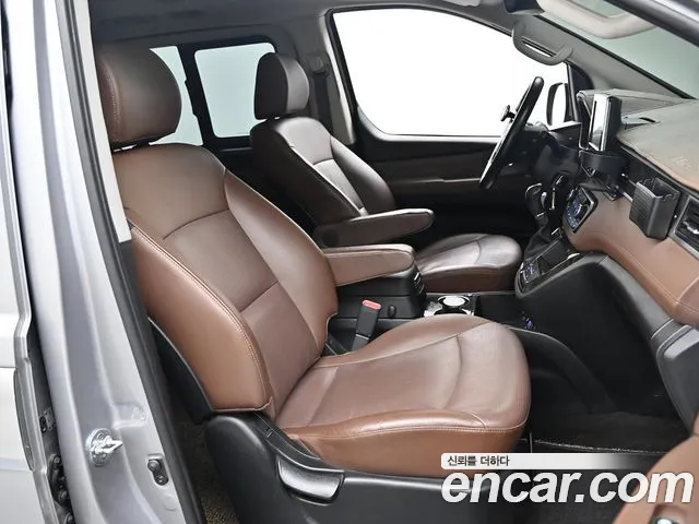 Hyundai The New Grand Starex id 2825332 из Кореи 19