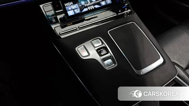 Hyundai The New Grandeur IG Hybrid id 3592151 из Кореи 19