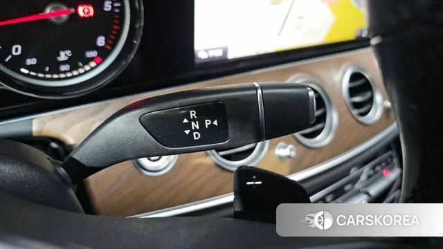 Mercedes-Benz E-Class W213 id 4416897 из Кореи 19
