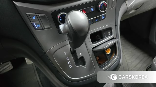 Hyundai The New Grand Starex id 3942952 из Кореи 19