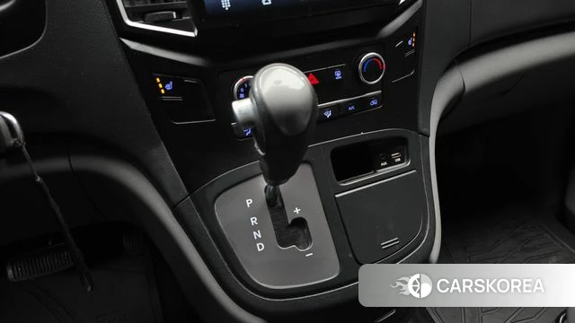 Hyundai The New Grand Starex id 3872875 из Кореи 19