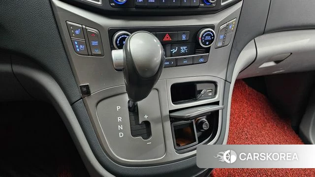 Hyundai The New Grand Starex id 4638114 из Кореи 29