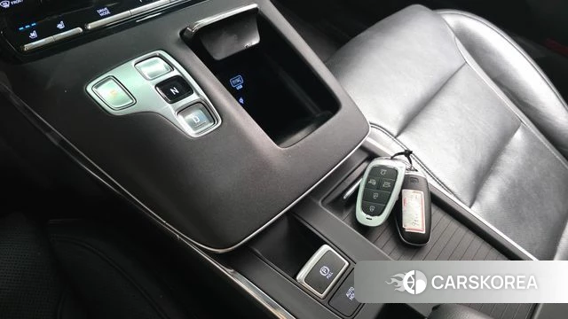 Hyundai The New Grandeur IG id 4637081 из Кореи 35