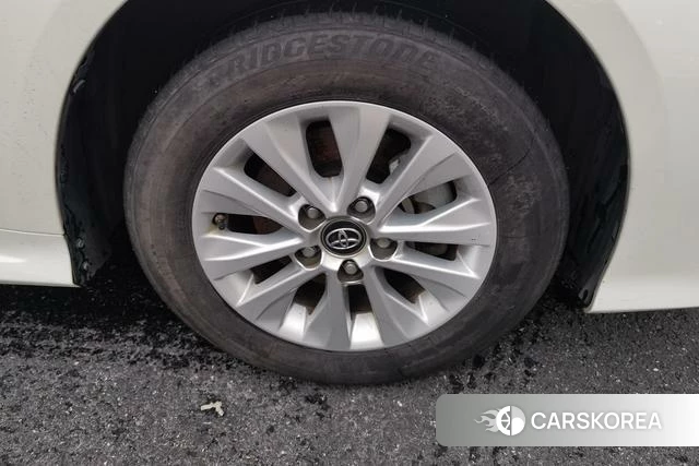 Toyota Corolla id 4273214 из Китая 16