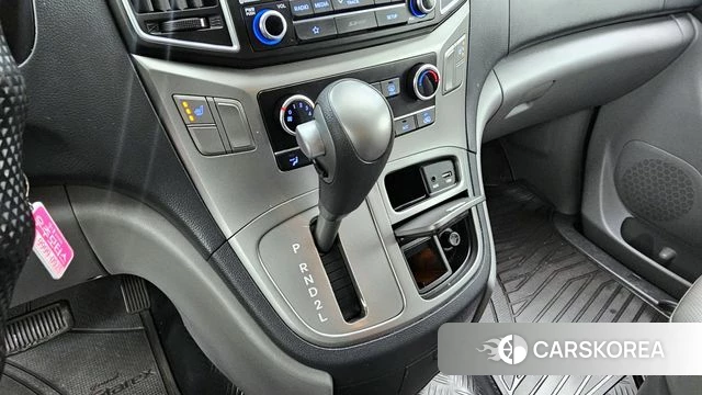 Hyundai The New Grand Starex id 3796272 из Кореи 19