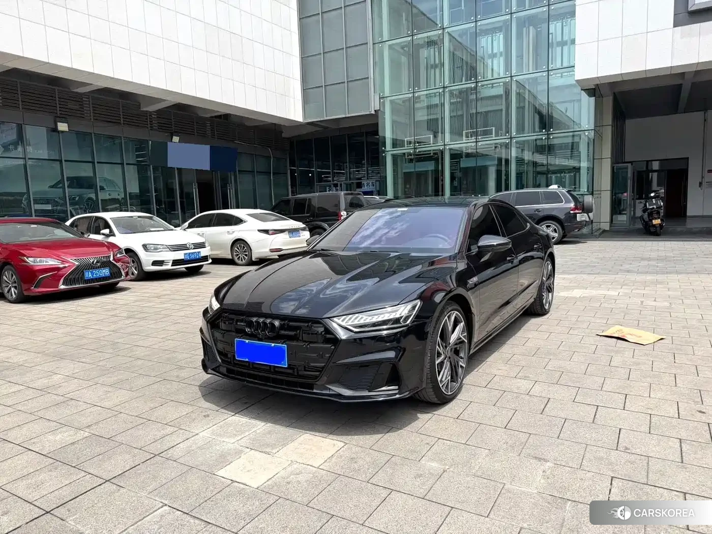 Audi A7L id 4546543 из Китая 9