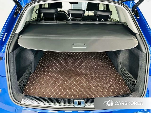 Audi Q5L id 4217407 из Китая 15