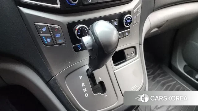 Hyundai The New Grand Starex id 3622497 из Кореи 19