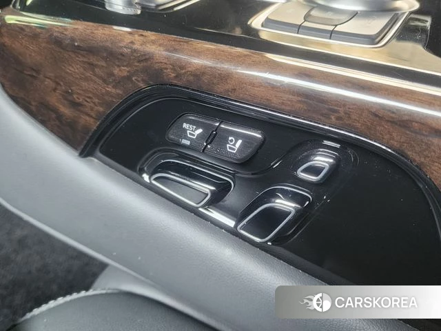 Genesis G90 id 4626060 из Кореи 10