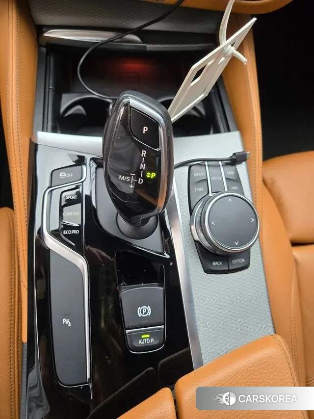 BMW 5 Series (G30) id 3045663 из Кореи 17