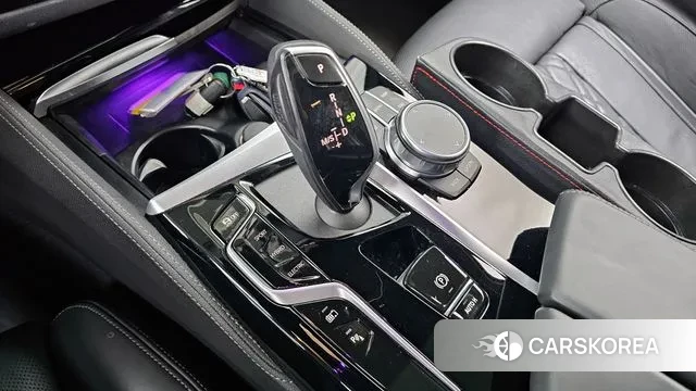 BMW 5 Series (G30) id 3562327 из Кореи 19