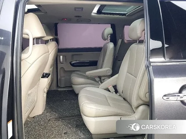 Kia The New Carnival id 3656433 из Кореи 19