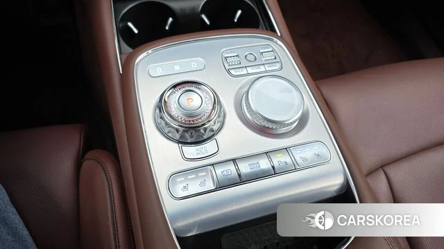 Genesis G90 (RS4) id 3909964 из Кореи 19