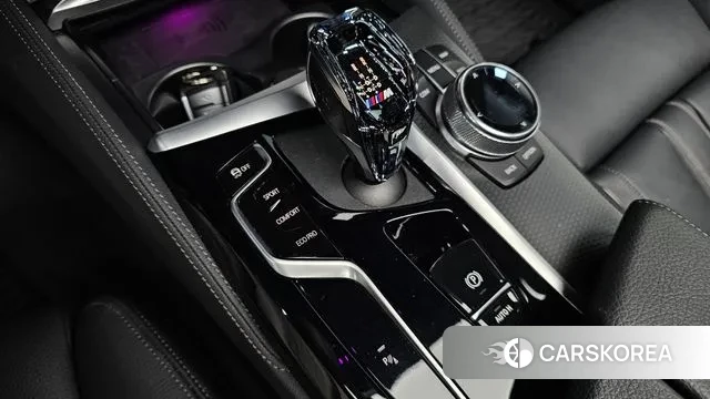 BMW 5 Series (G30) id 3478007 из Кореи 19