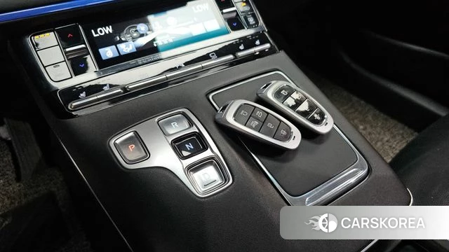 Hyundai The New Grandeur IG id 4603729 из Кореи 19