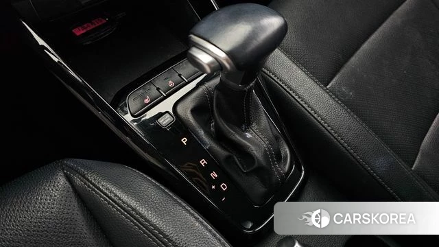 Kia Stonic id 4605359 из Кореи 19