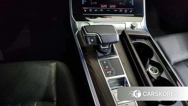 Audi A6 (C8) id 3844357 из Кореи 19