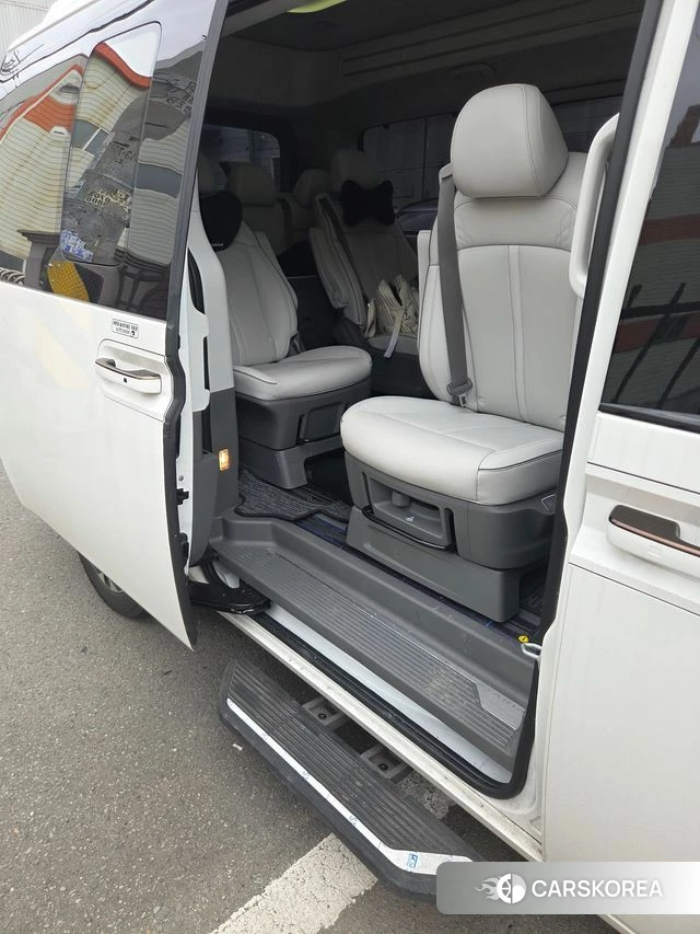 Hyundai Staria id 4420484 из Кореи 10