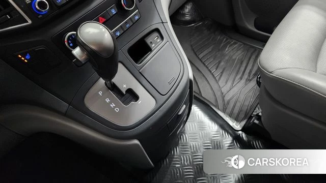 Hyundai The New Grand Starex id 3814481 из Кореи 19