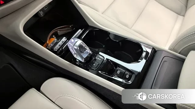 Volvo XC40 id 3644791 из Кореи 19