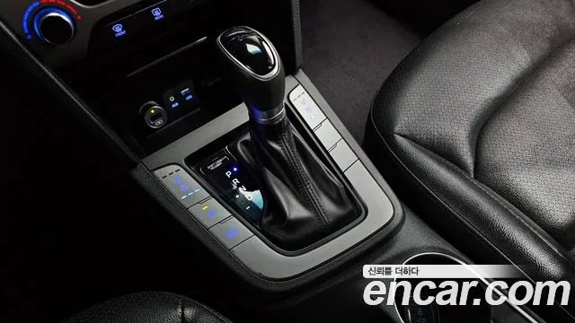 Hyundai Avante AD id 2634959 из Кореи 19