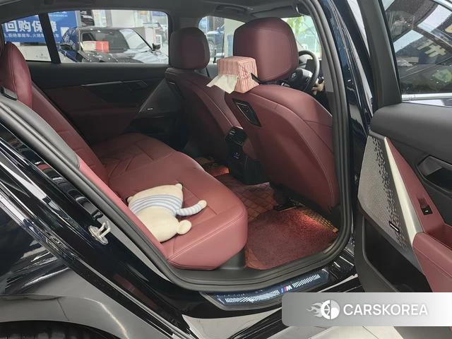 BMW 5 series id 4297262 из Китая 11