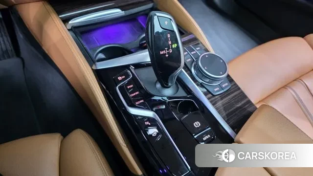 BMW 5 Series (G30) id 3697465 из Кореи 20